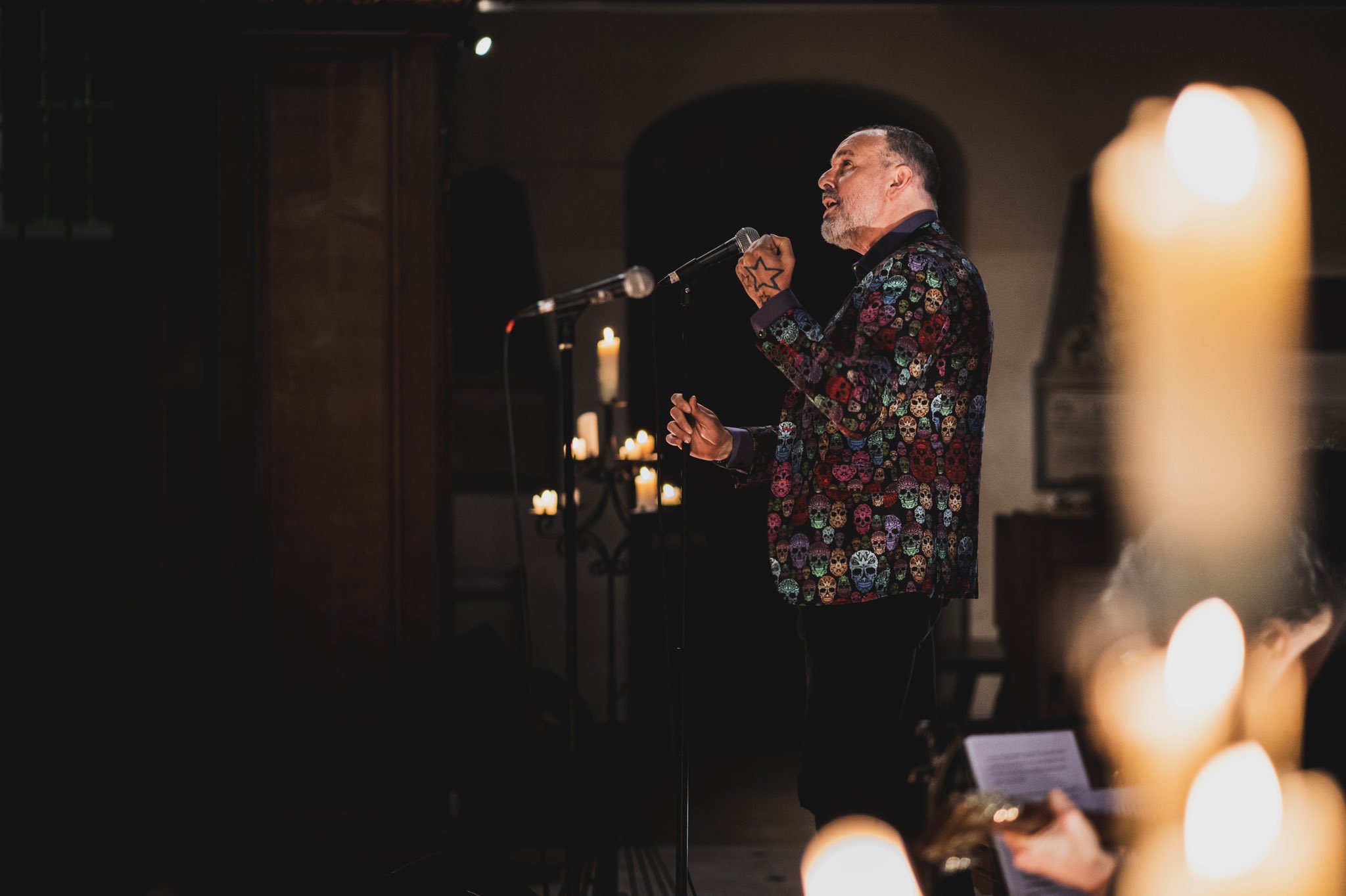 9C00F590-9564-4E06-A4A1-733C1CD0ED02